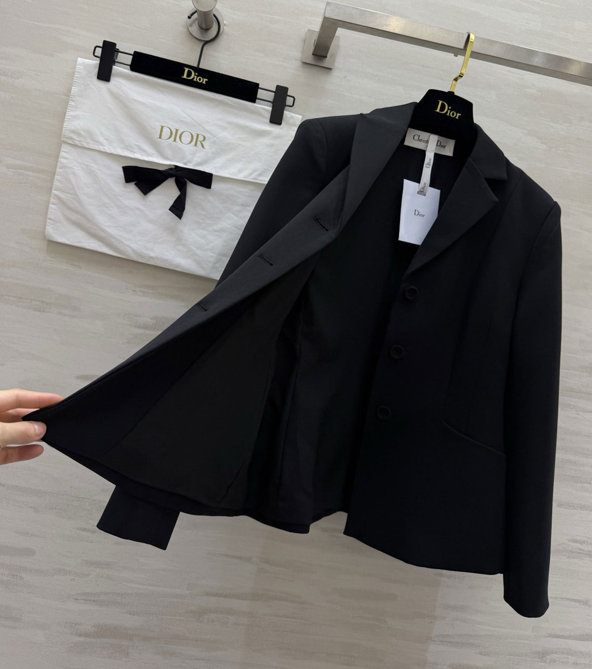 Women set