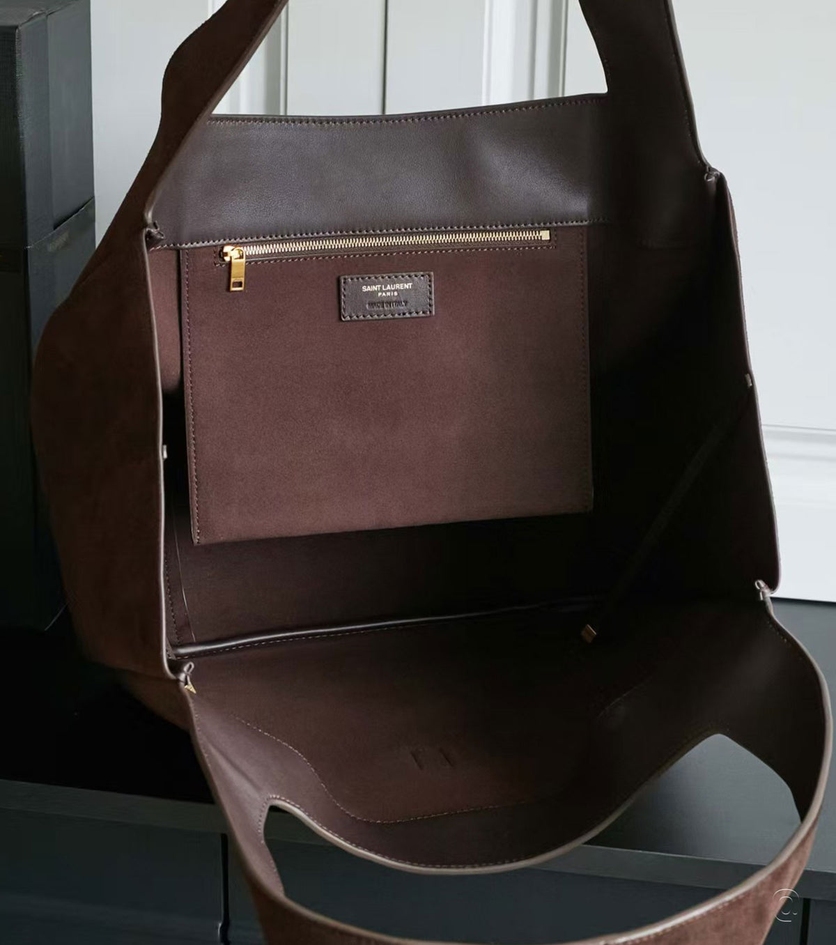 LE 5 À 7 BEA in suede