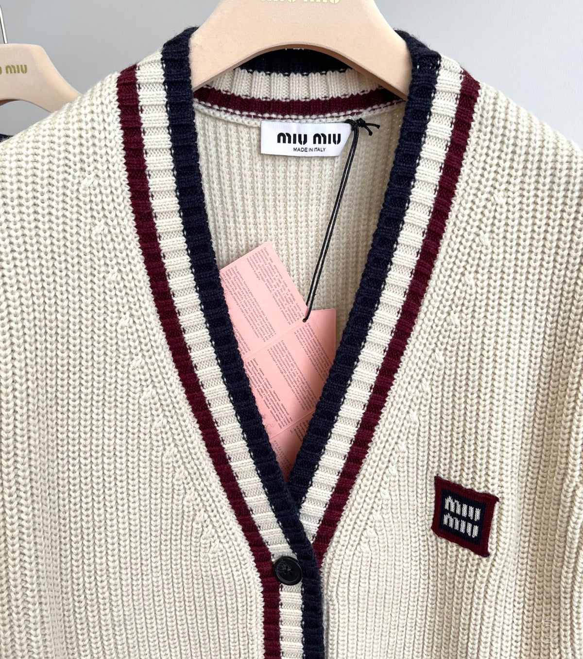 Women cardigan