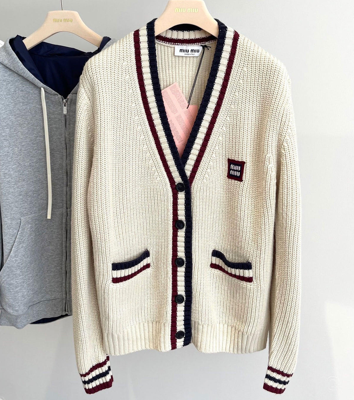 Women cardigan