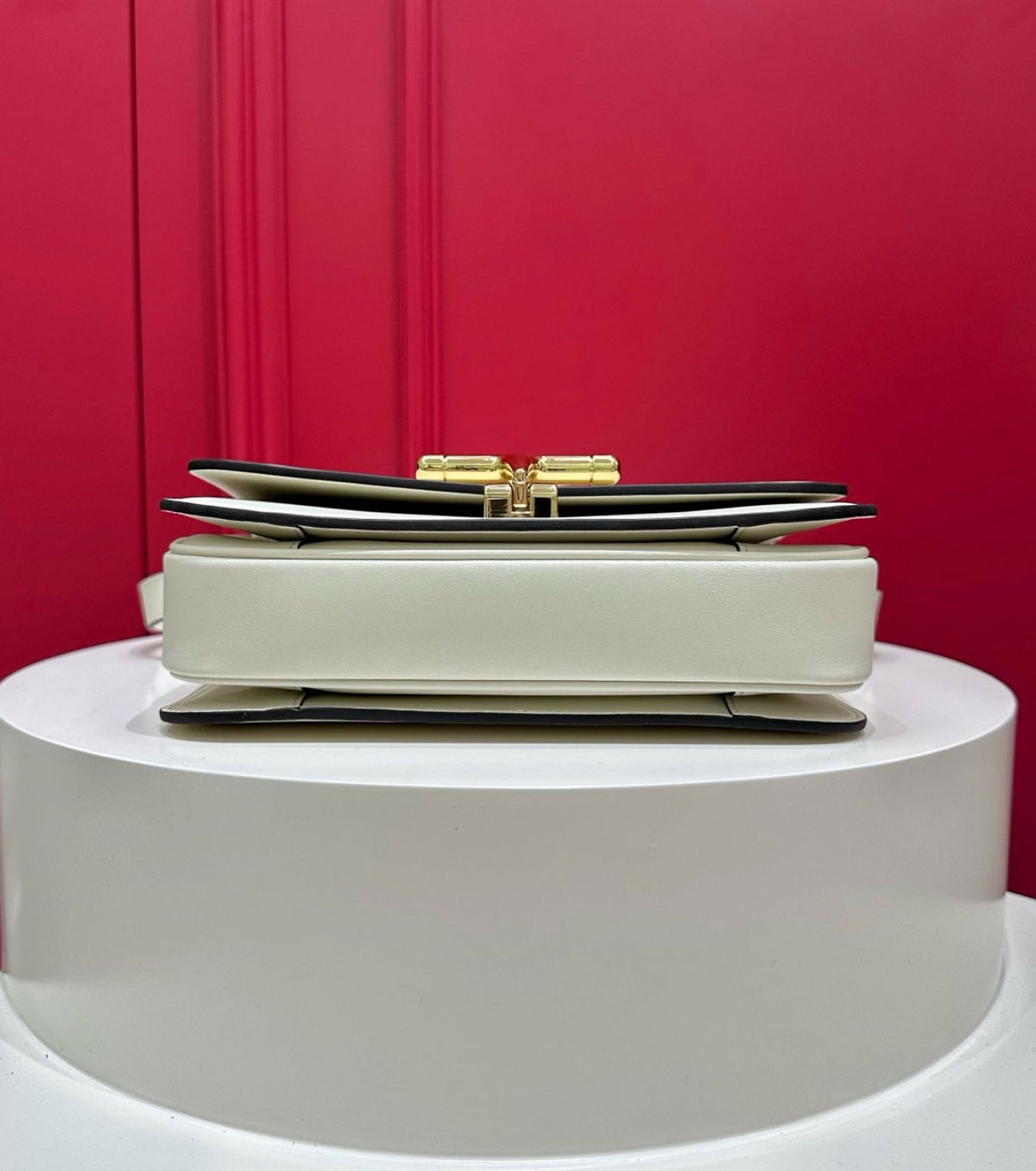 Gucci Siena small top handle bag