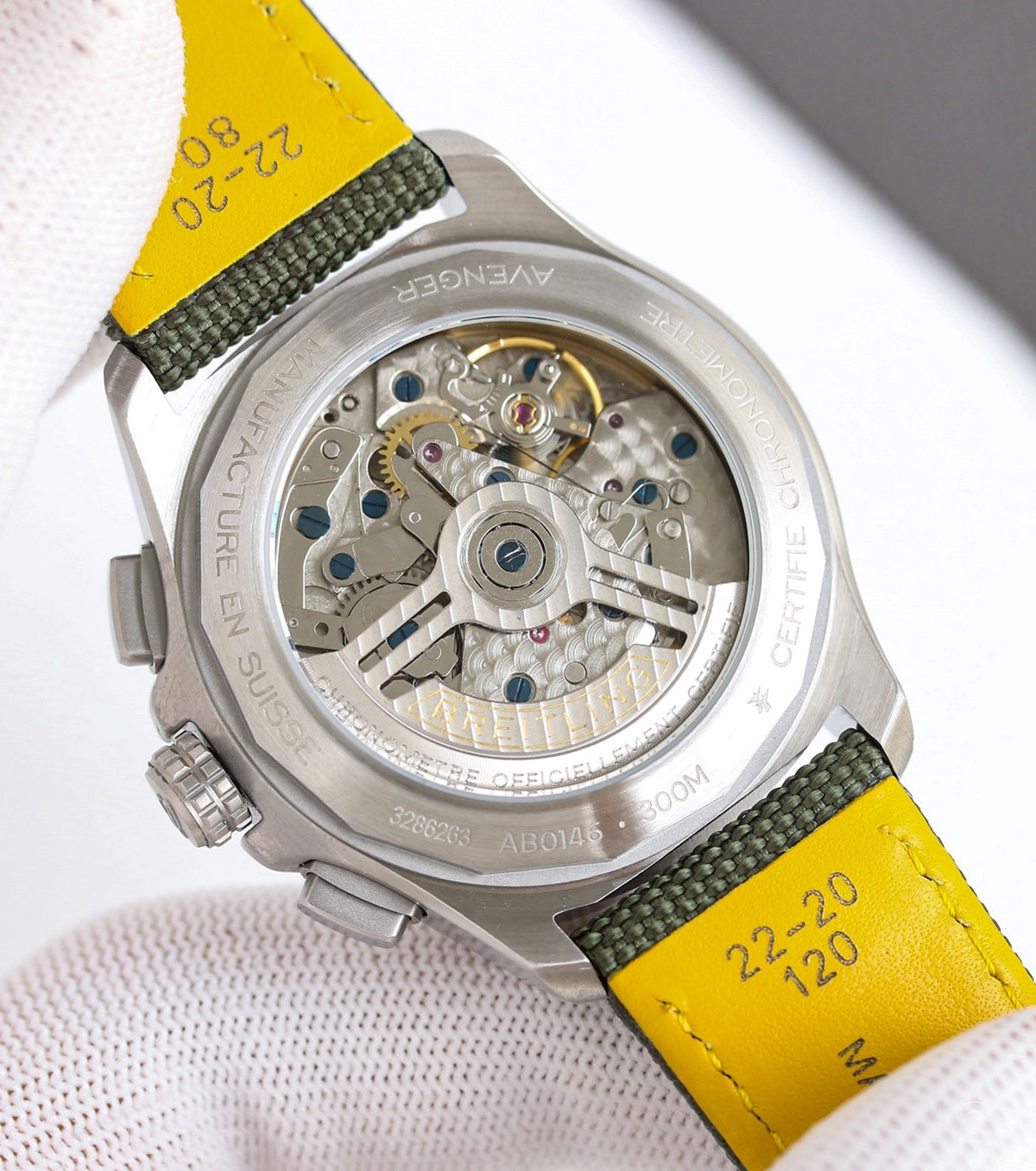 Хронограф Avenger B01 44