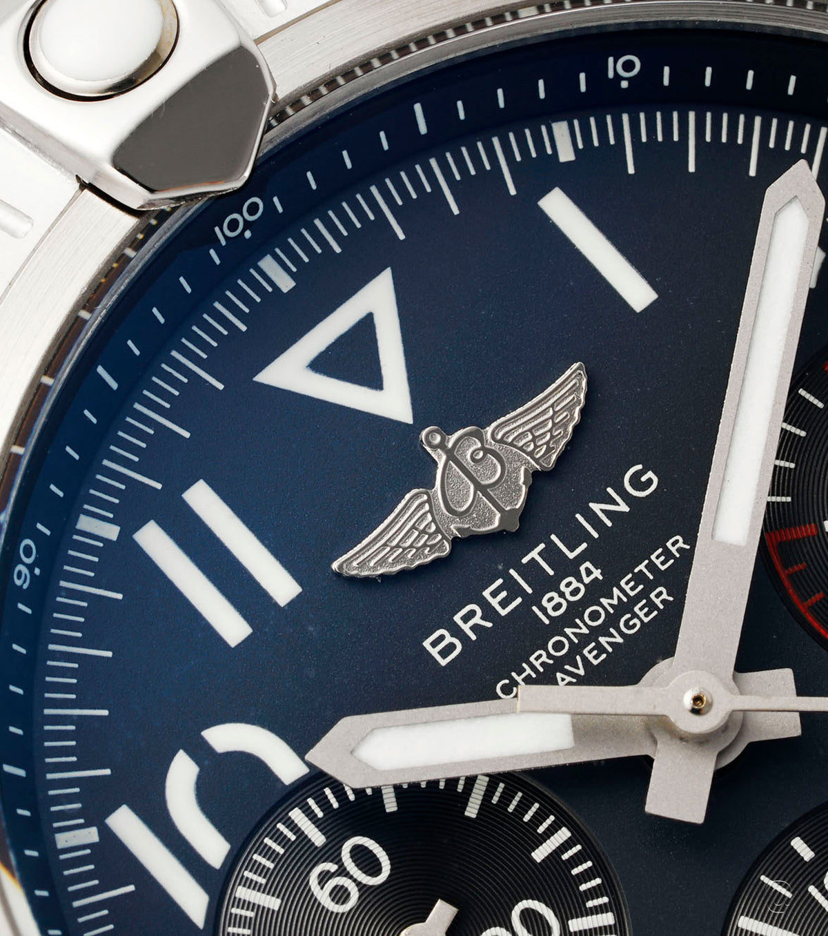 Хронограф Avenger B01 45