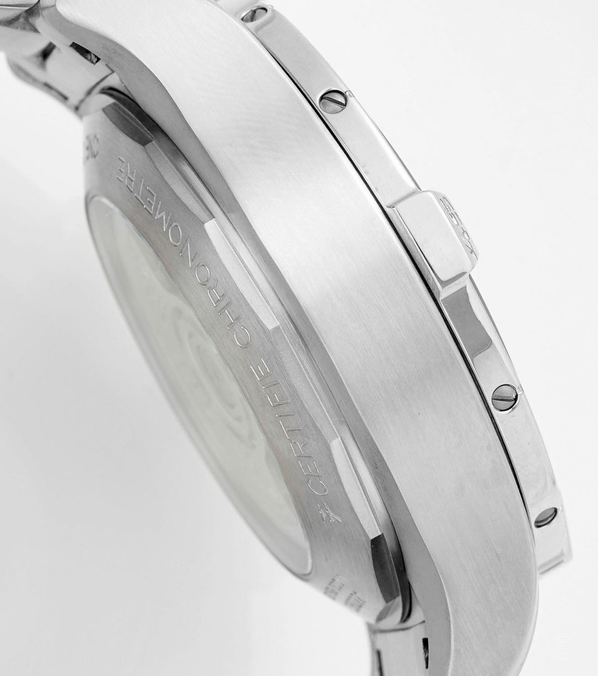 Хронограф Avenger B01 45