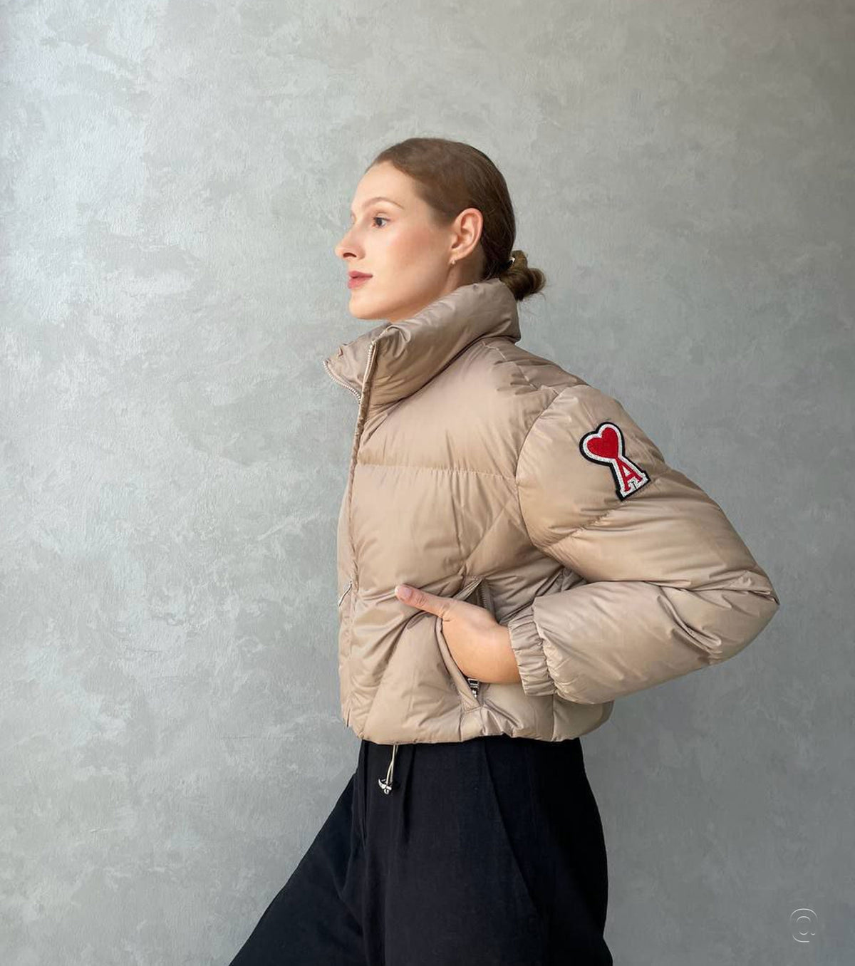 Дамско пухено бомбър яке