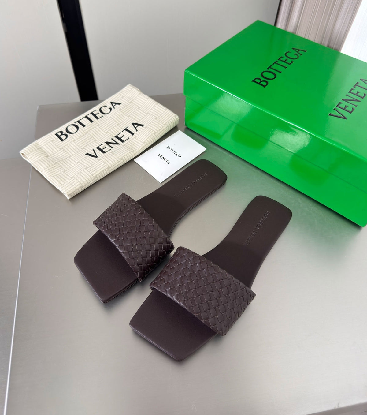 Palazzo Travel Flat Mule