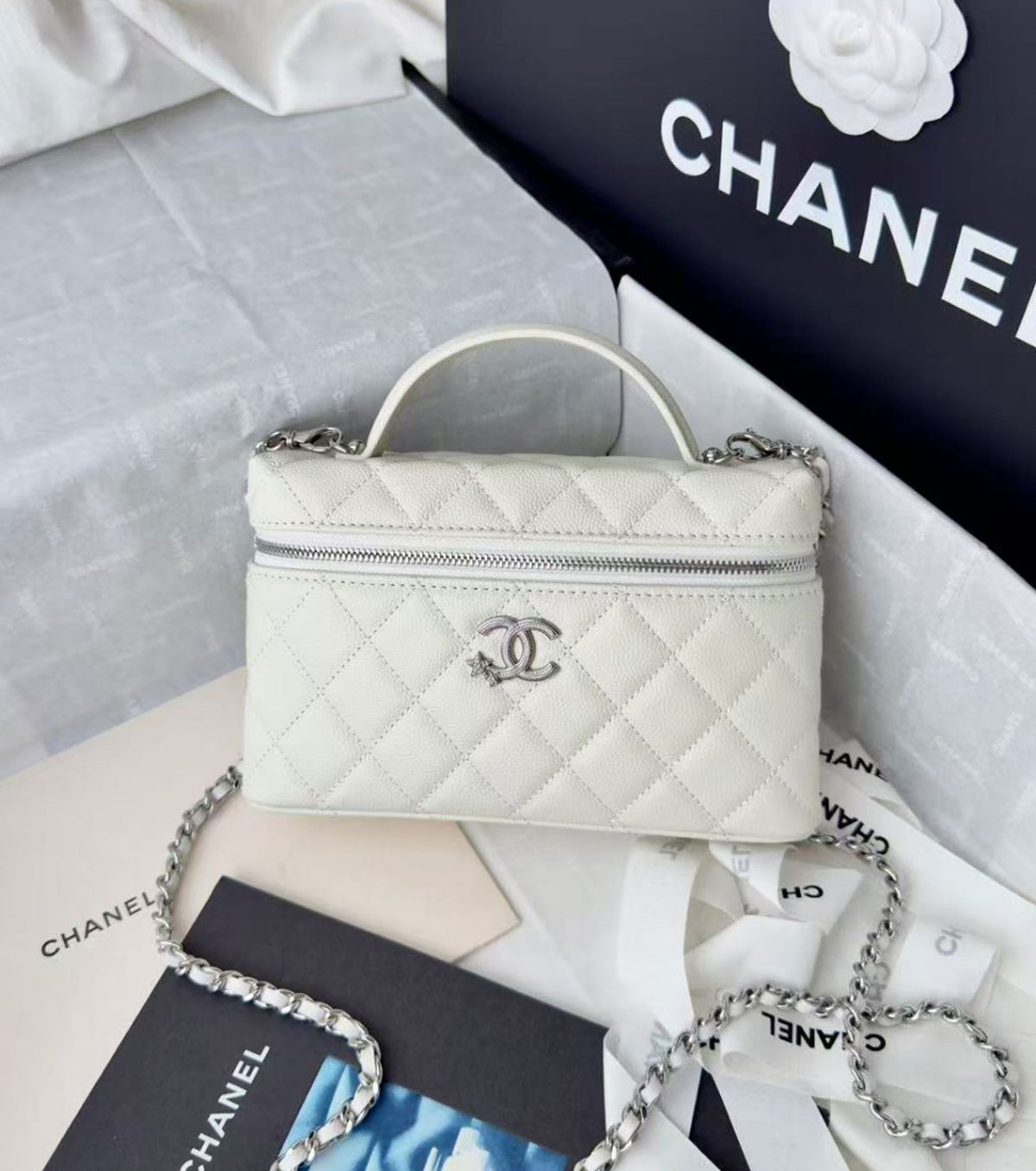 Vanity with chain