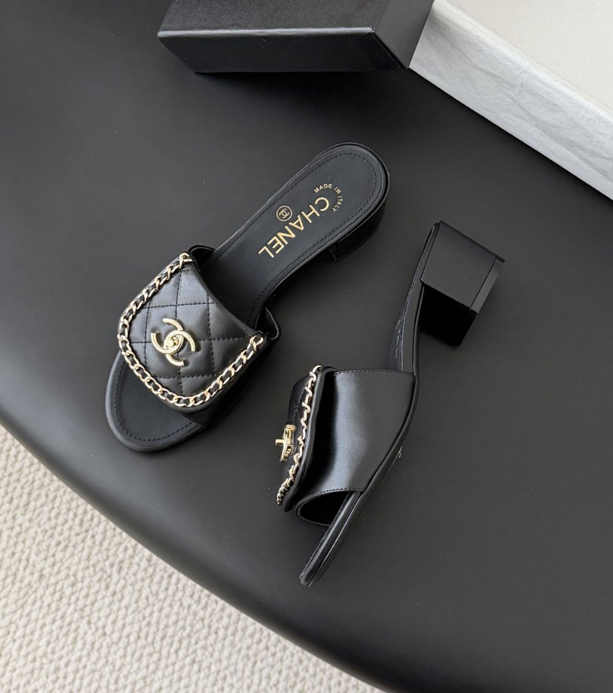Mules Sandals