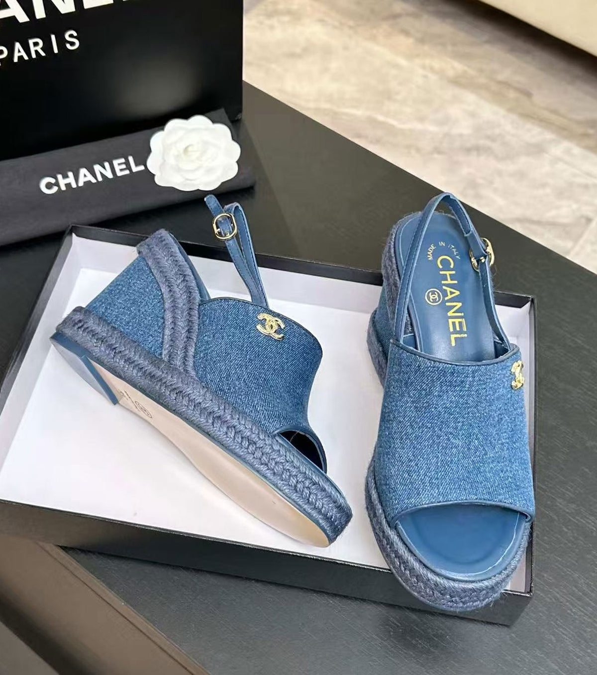 Leather sandal