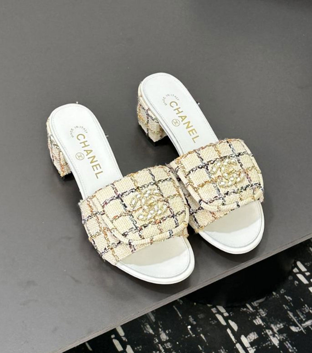 Mules Sandals
