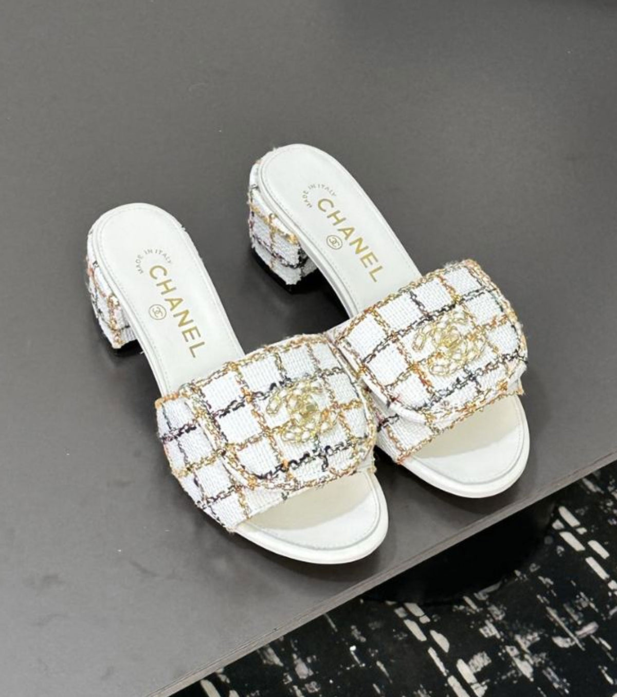 Mules Sandals