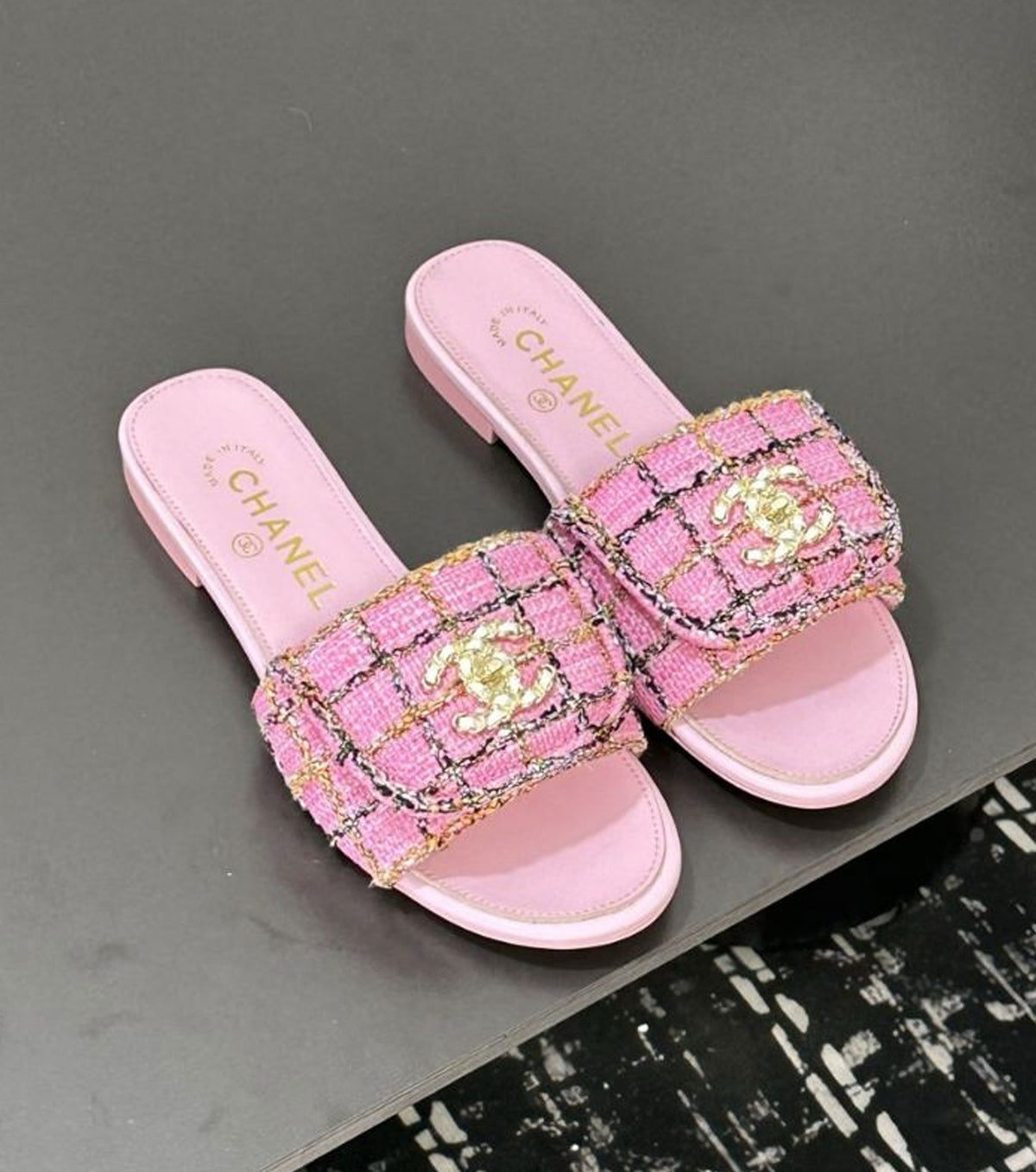 Mules Sandals