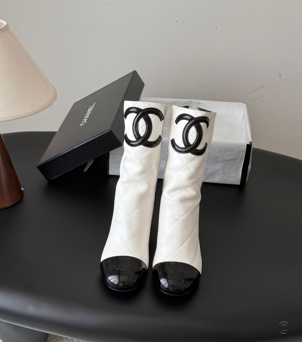 Mid-calf boots with pearl heel