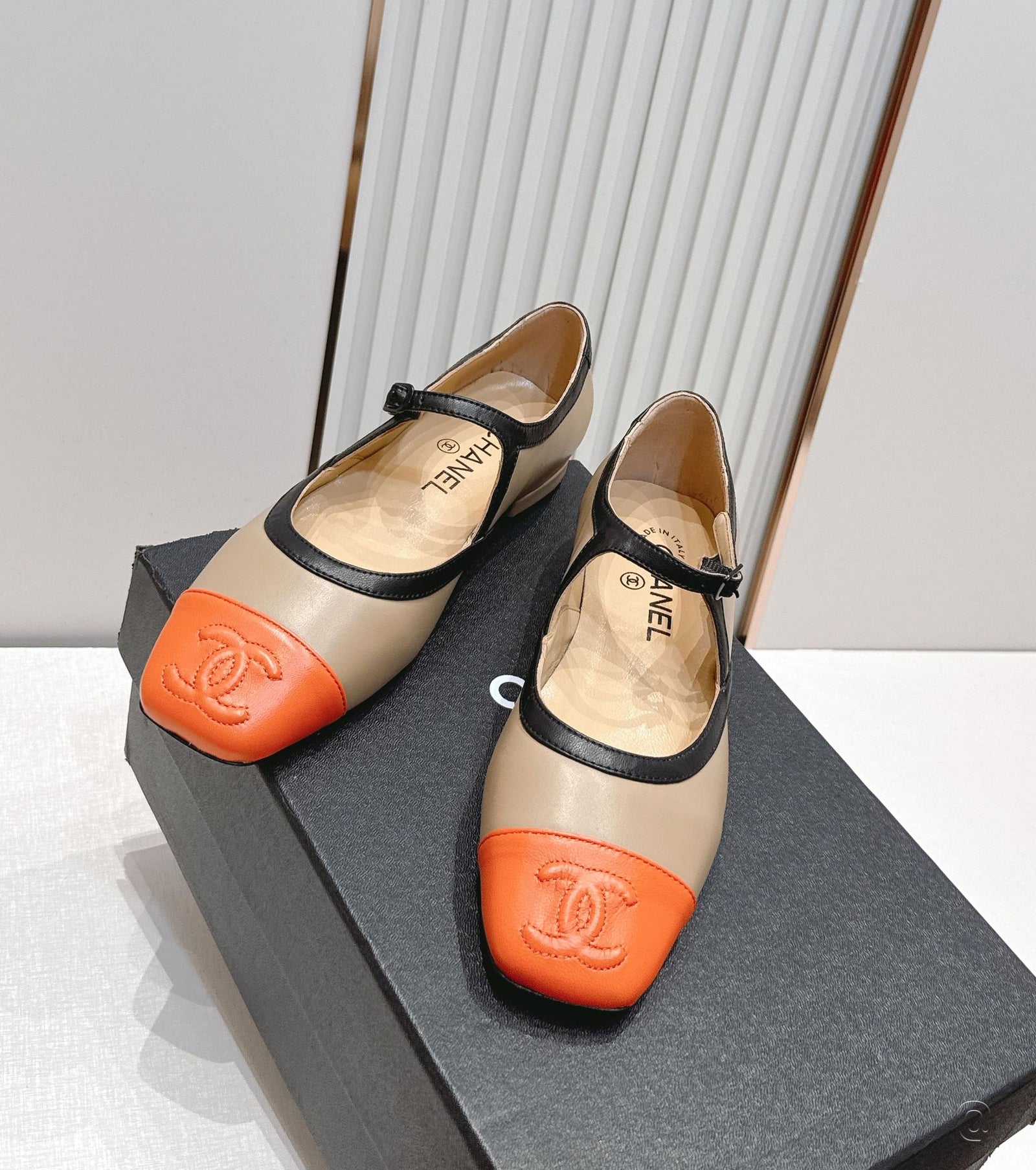 Mary Jane flats