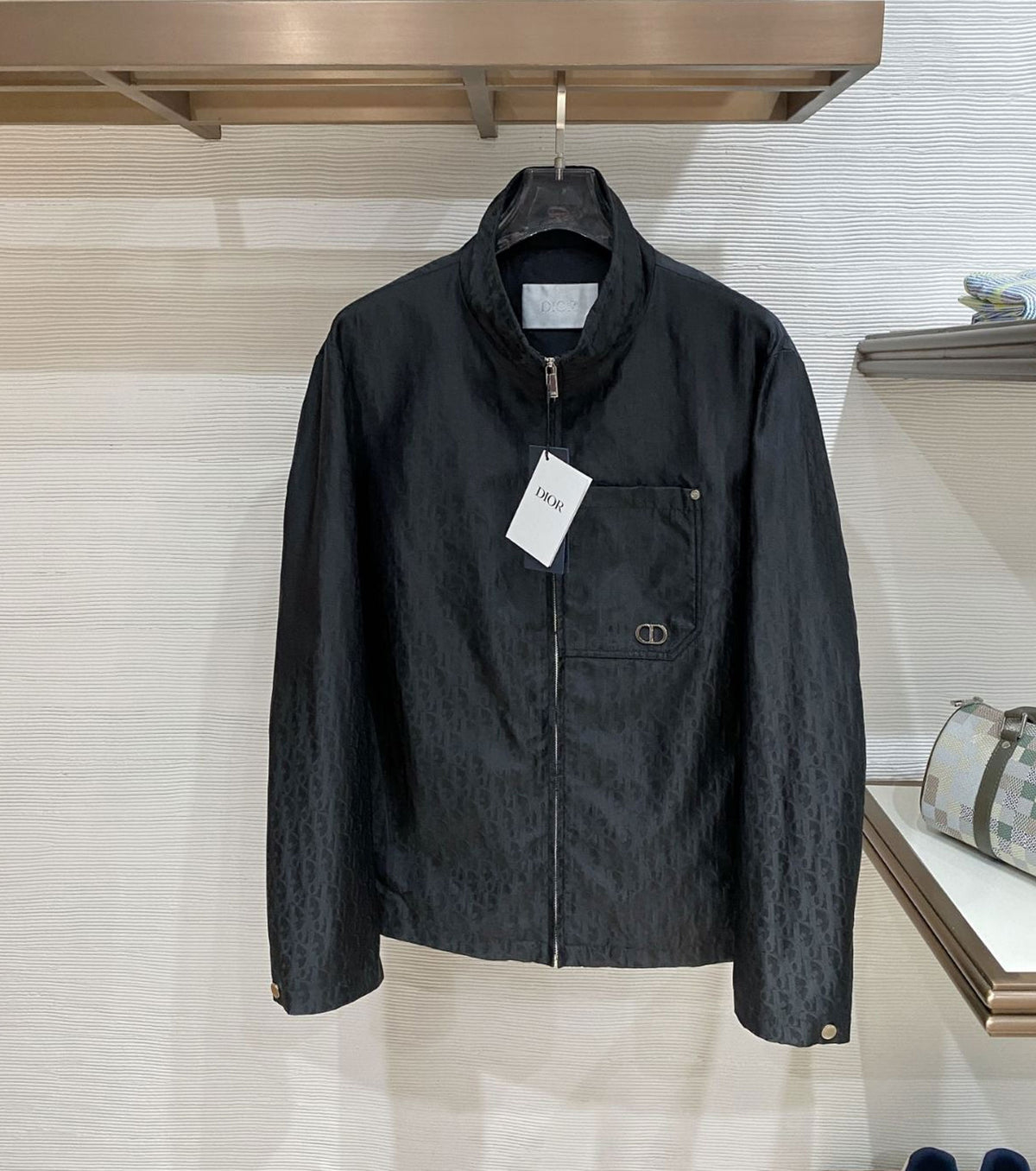 Преходно Жакардово яке