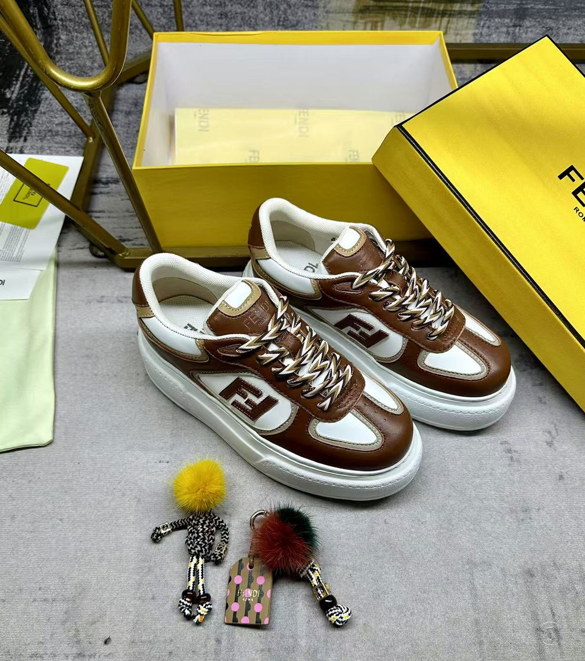 Match Low top platform shoes
