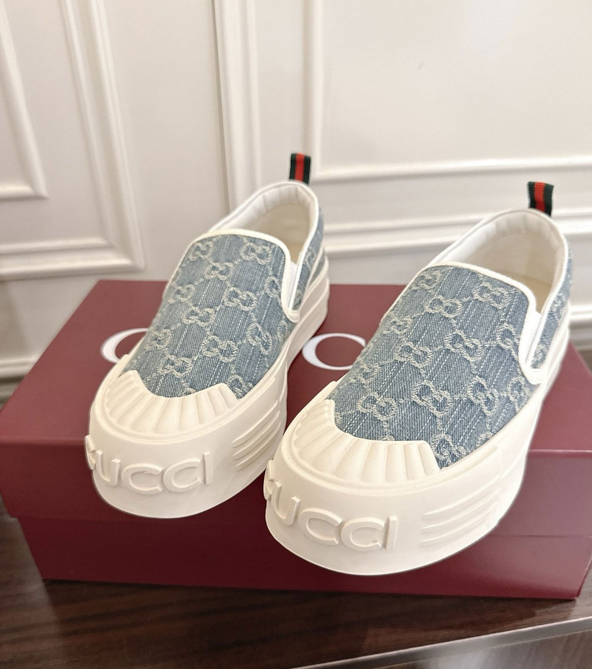 Platform Sneaker