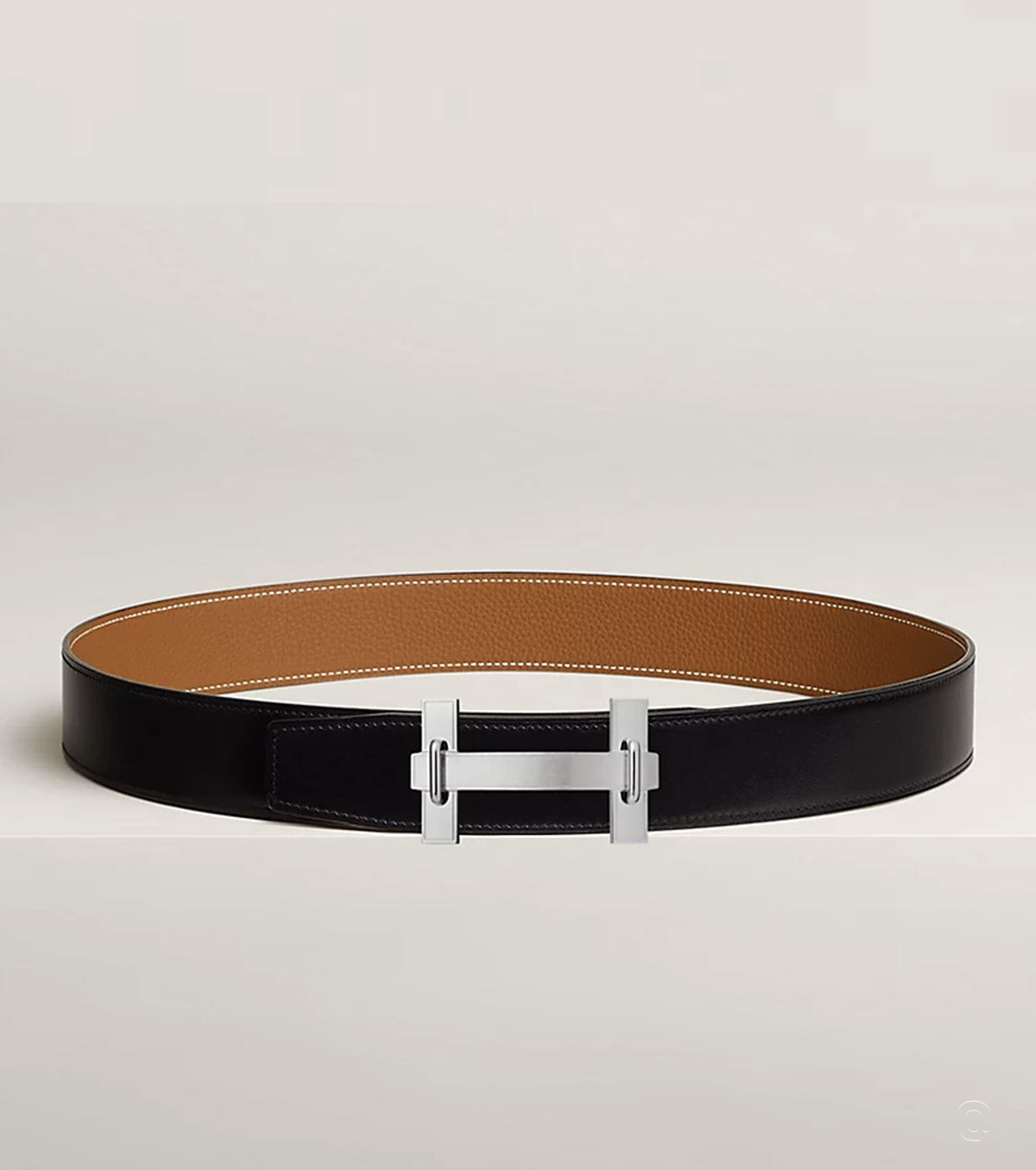 H Jumping belt buckle