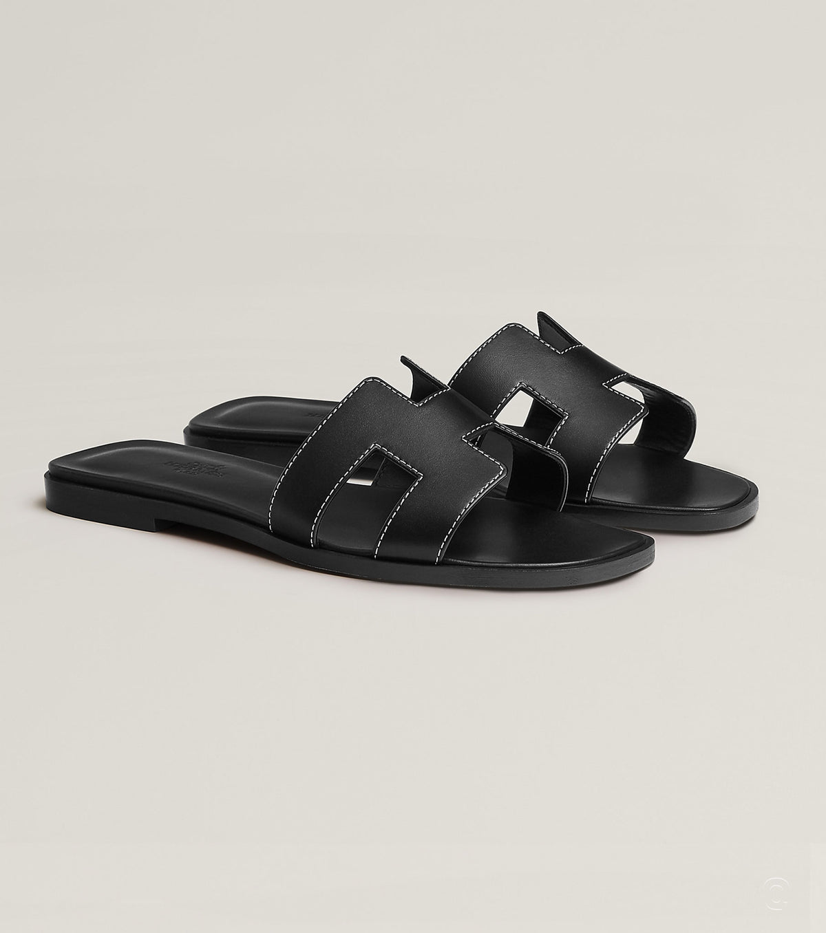 Oran sandal