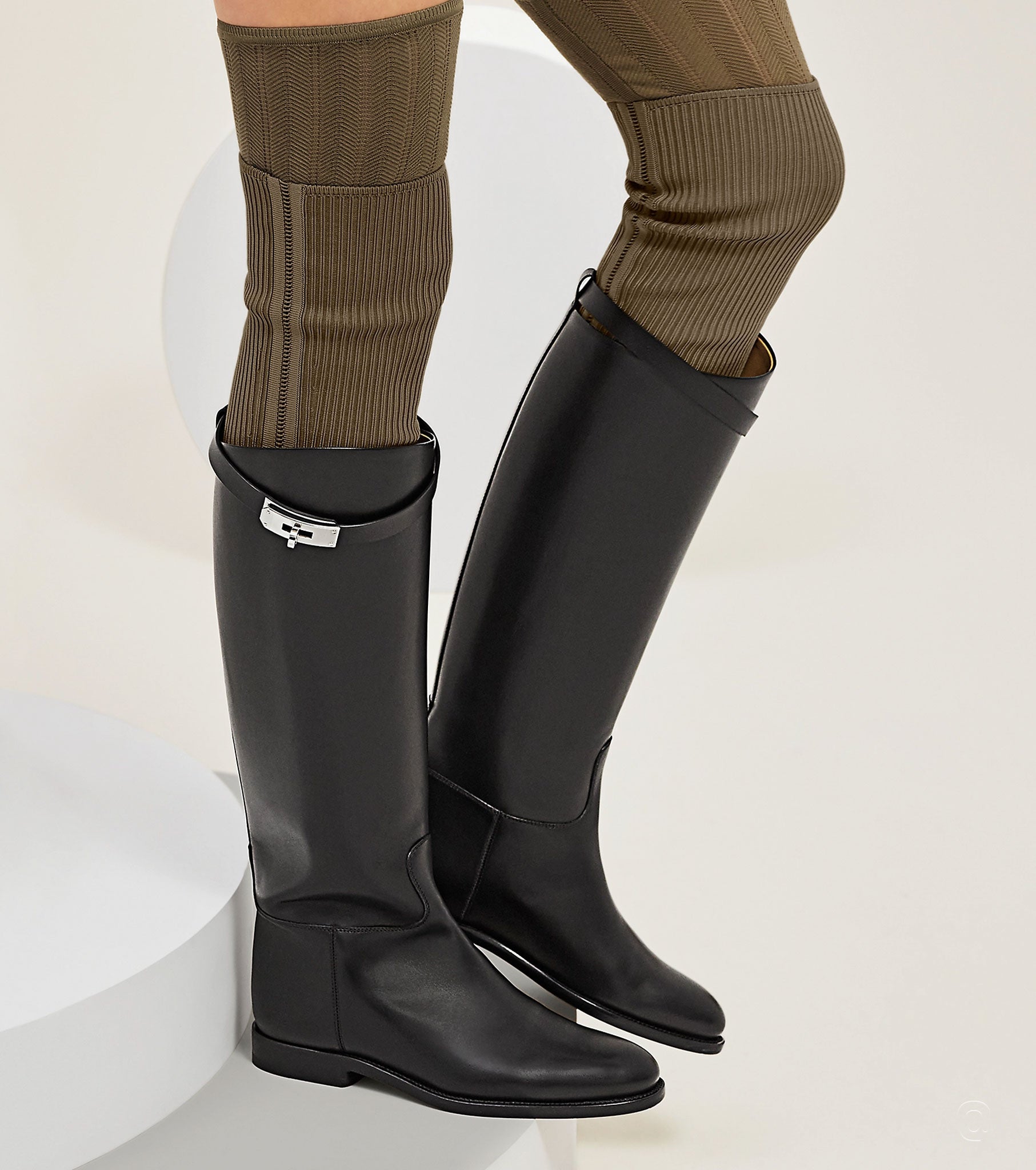 Jumping boot