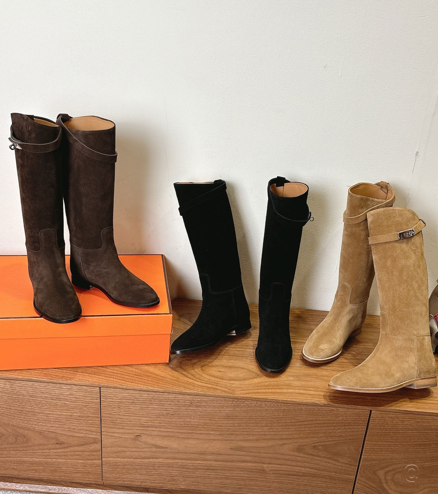 Jumping boot