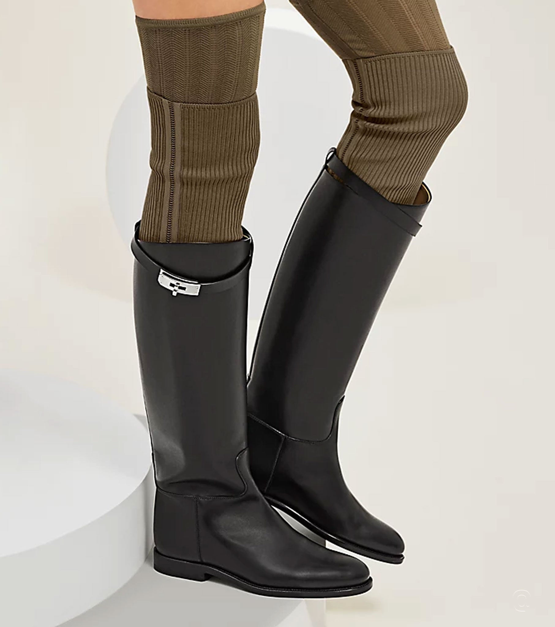 Jumping boot