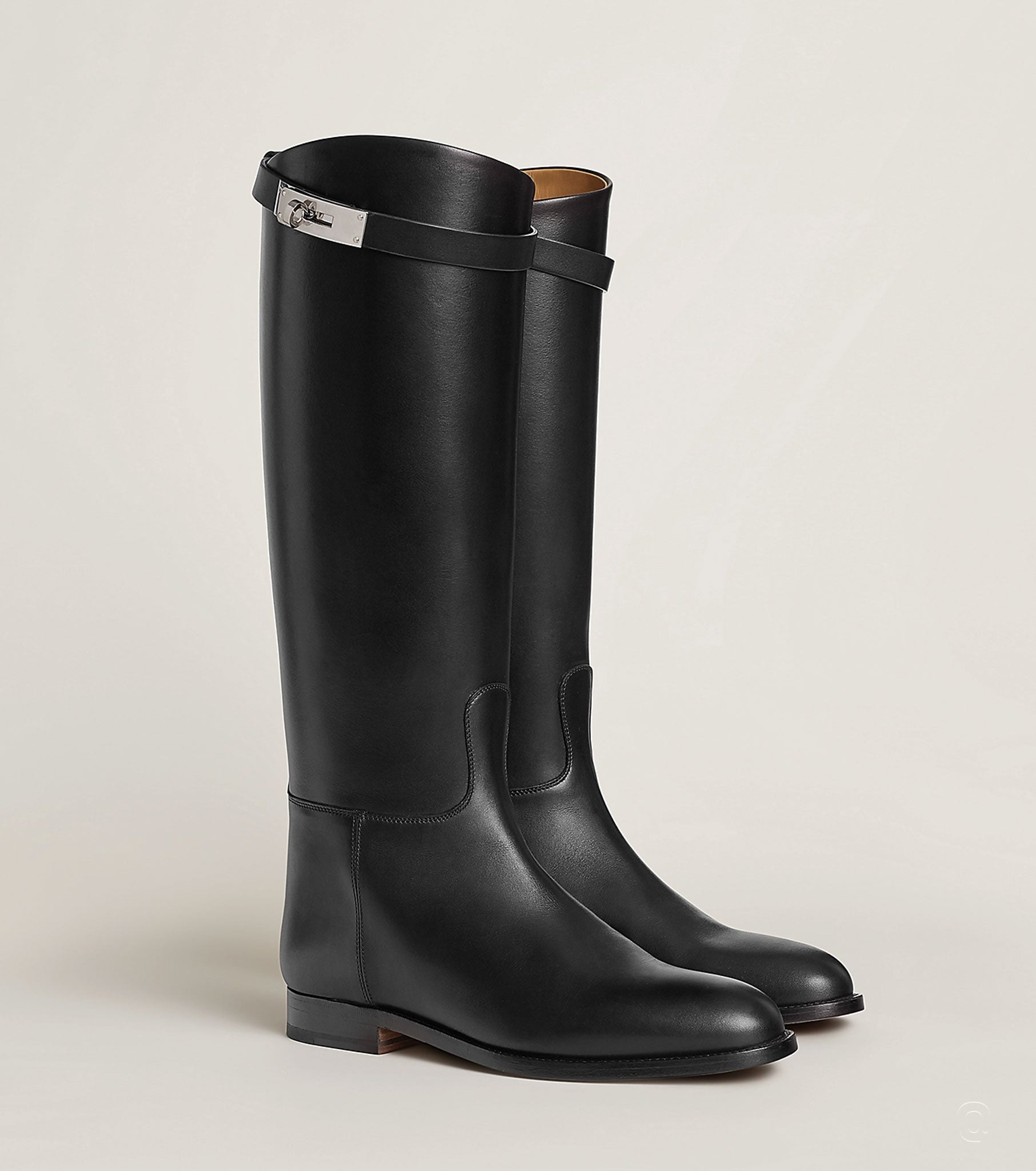 Jumping boot