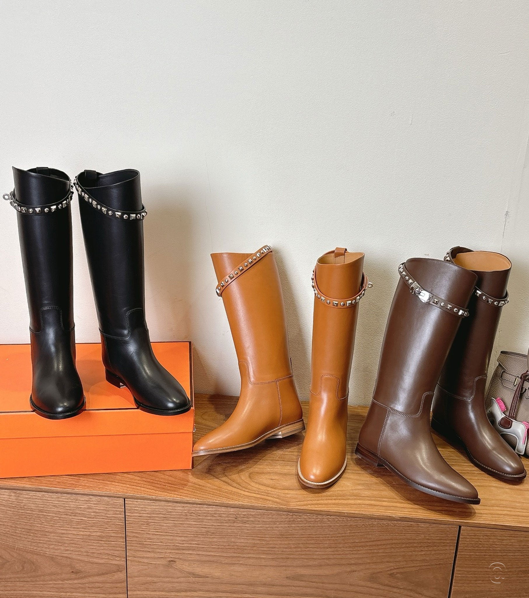 Jumping boot