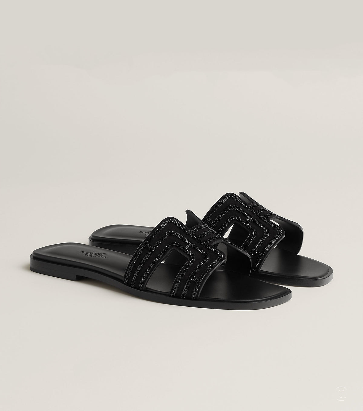 Oran sandal