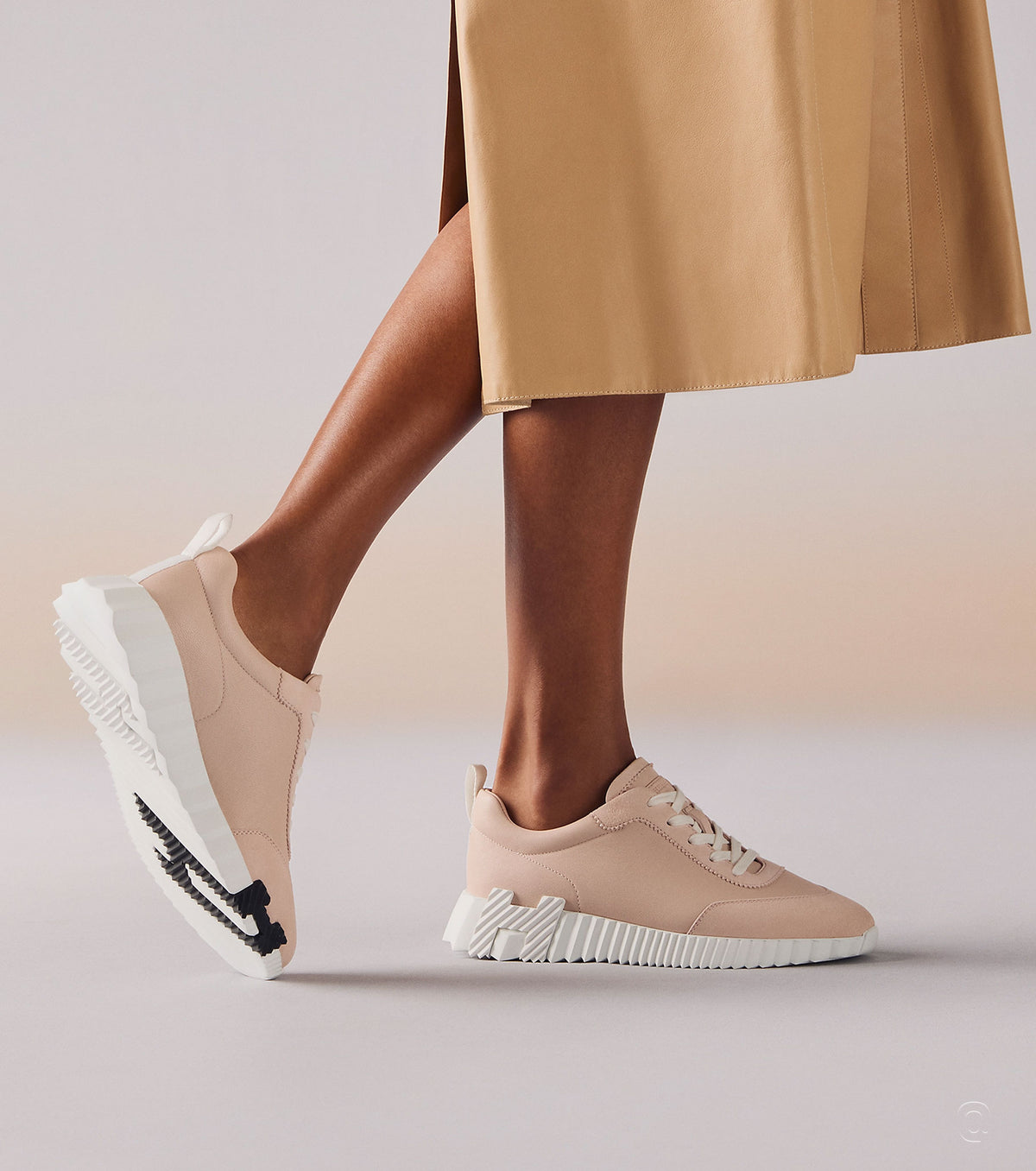 Bouncing sneaker
