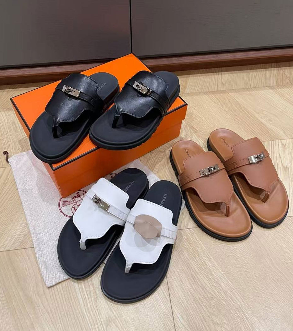 Empire sandal