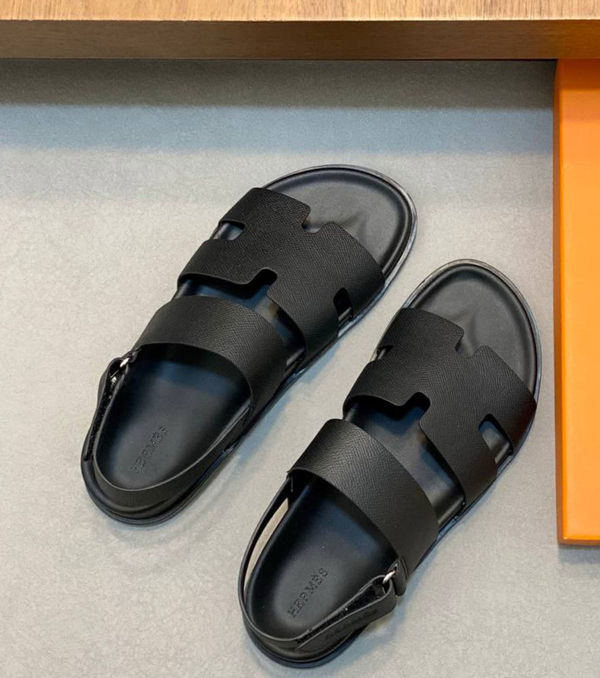Men Genius sandal