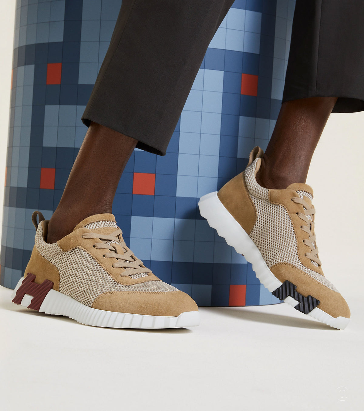 Bouncing sneaker