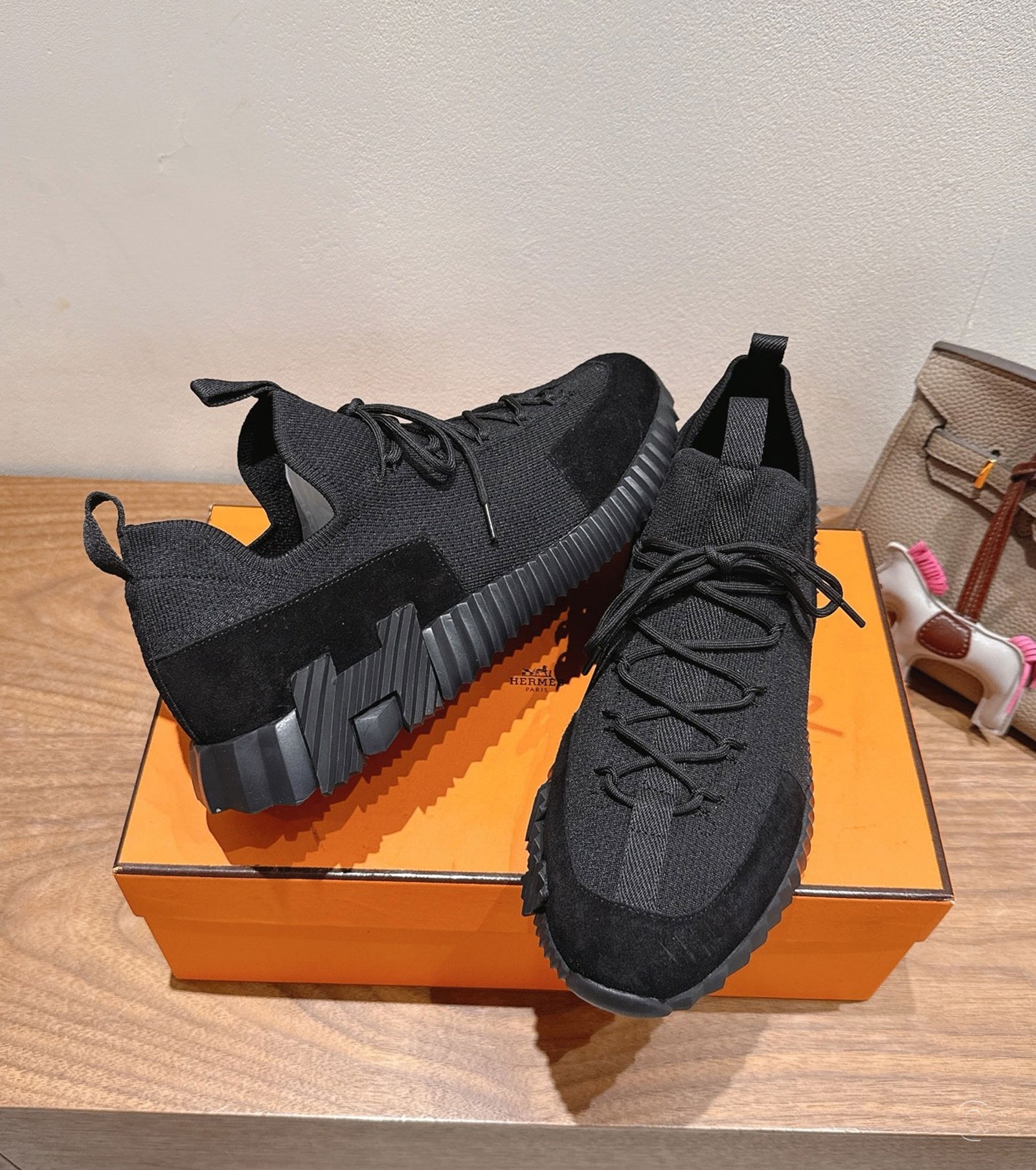 Lift slip-on sneaker