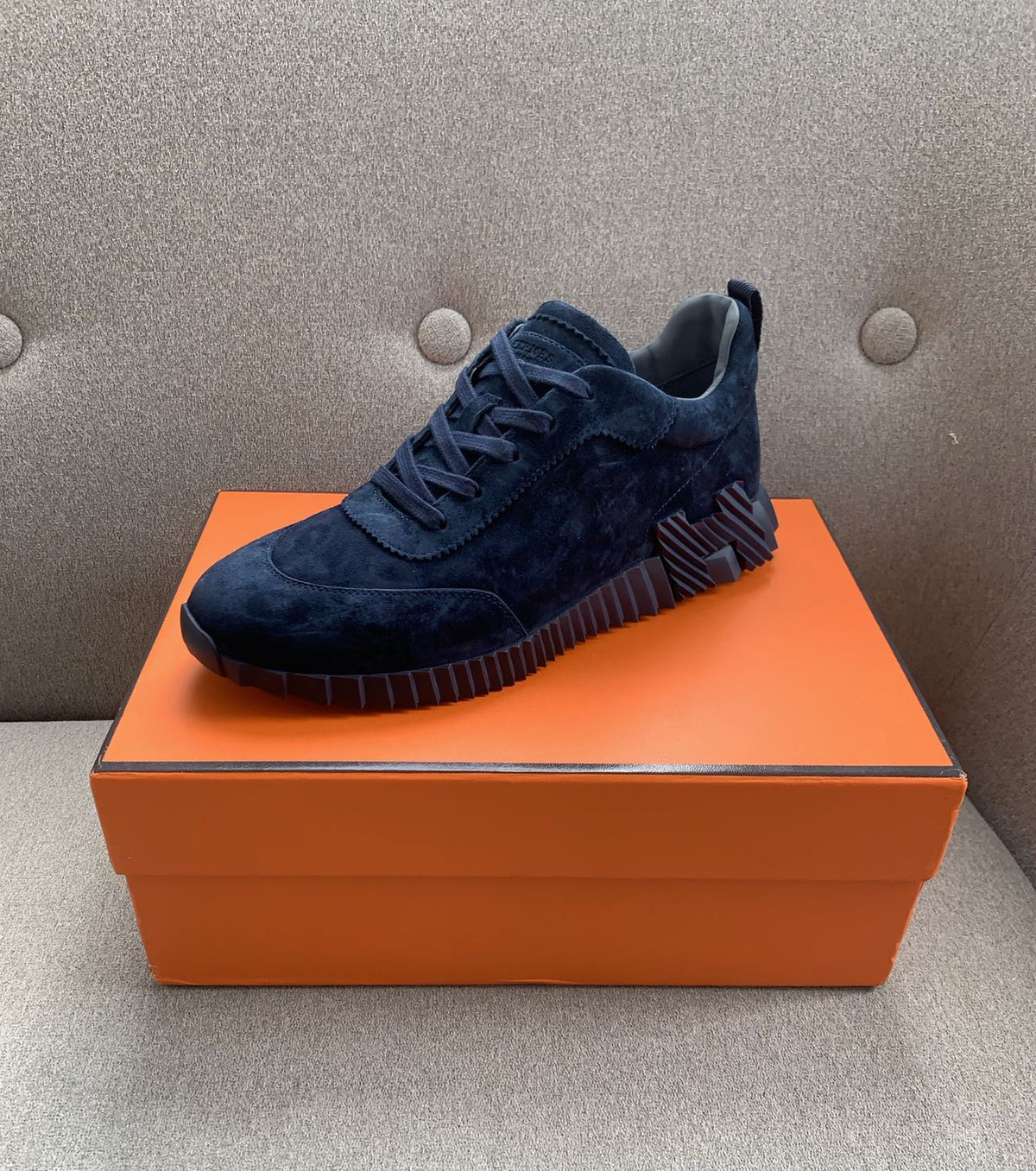 Bouncing sneaker
