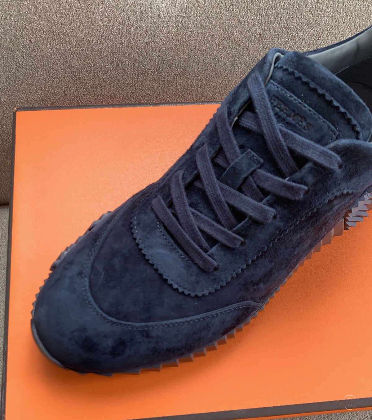 Bouncing sneaker