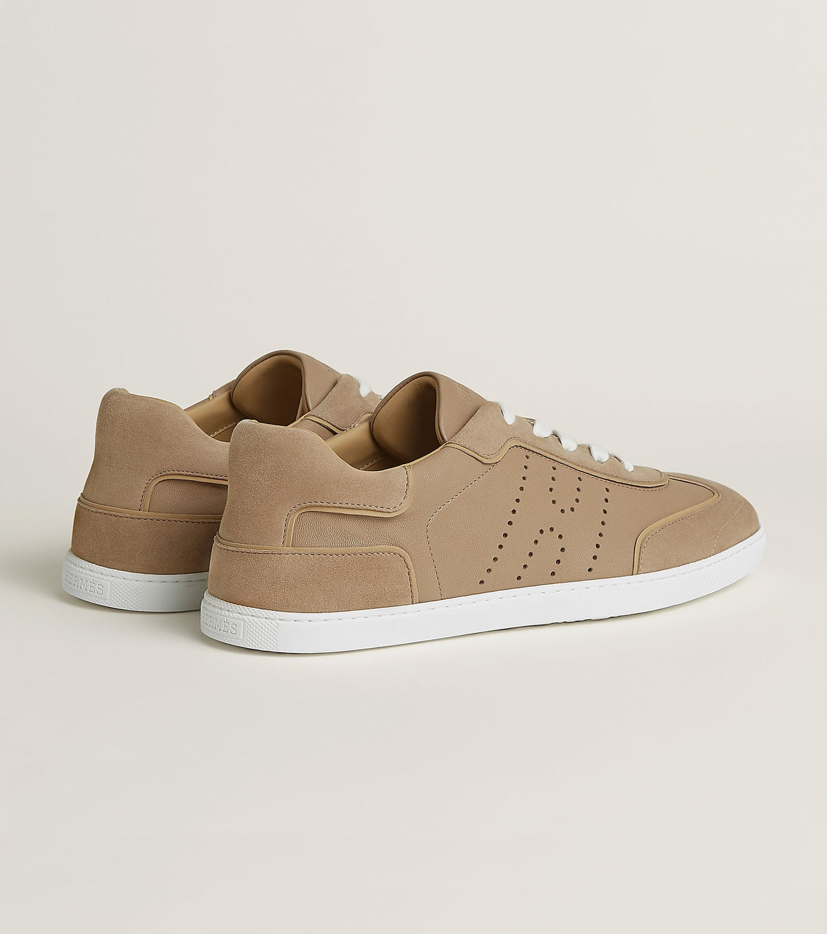 Match sneaker