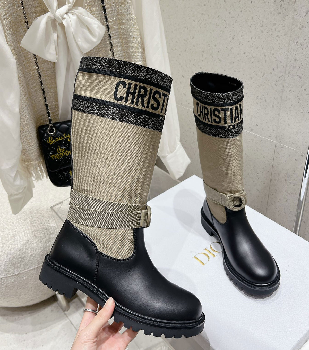D-Major Boot