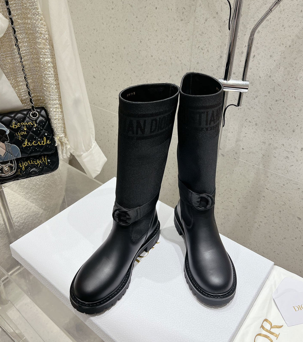 D-Major Boot