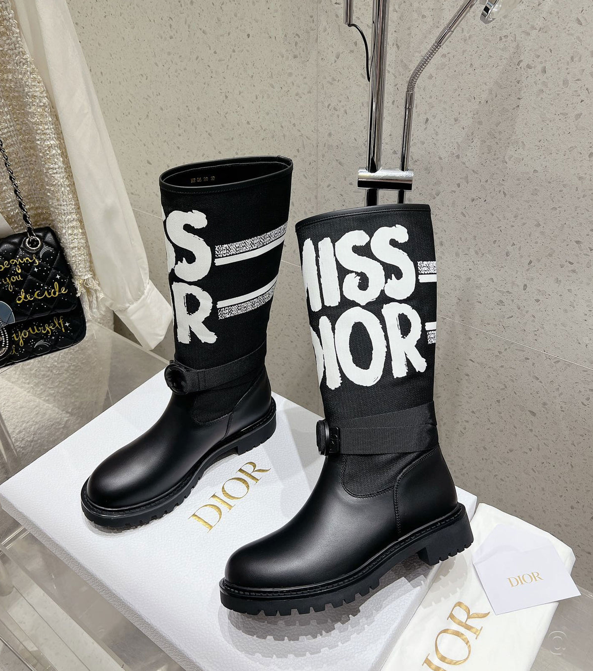 D-Major Boot