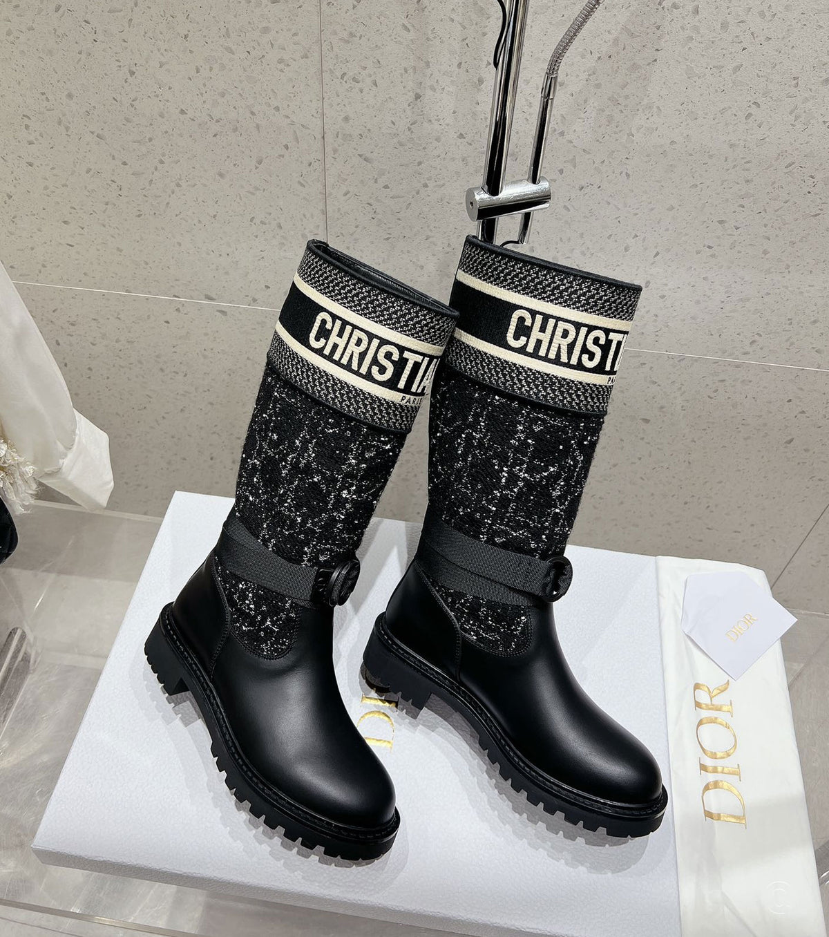 D-Major Boot