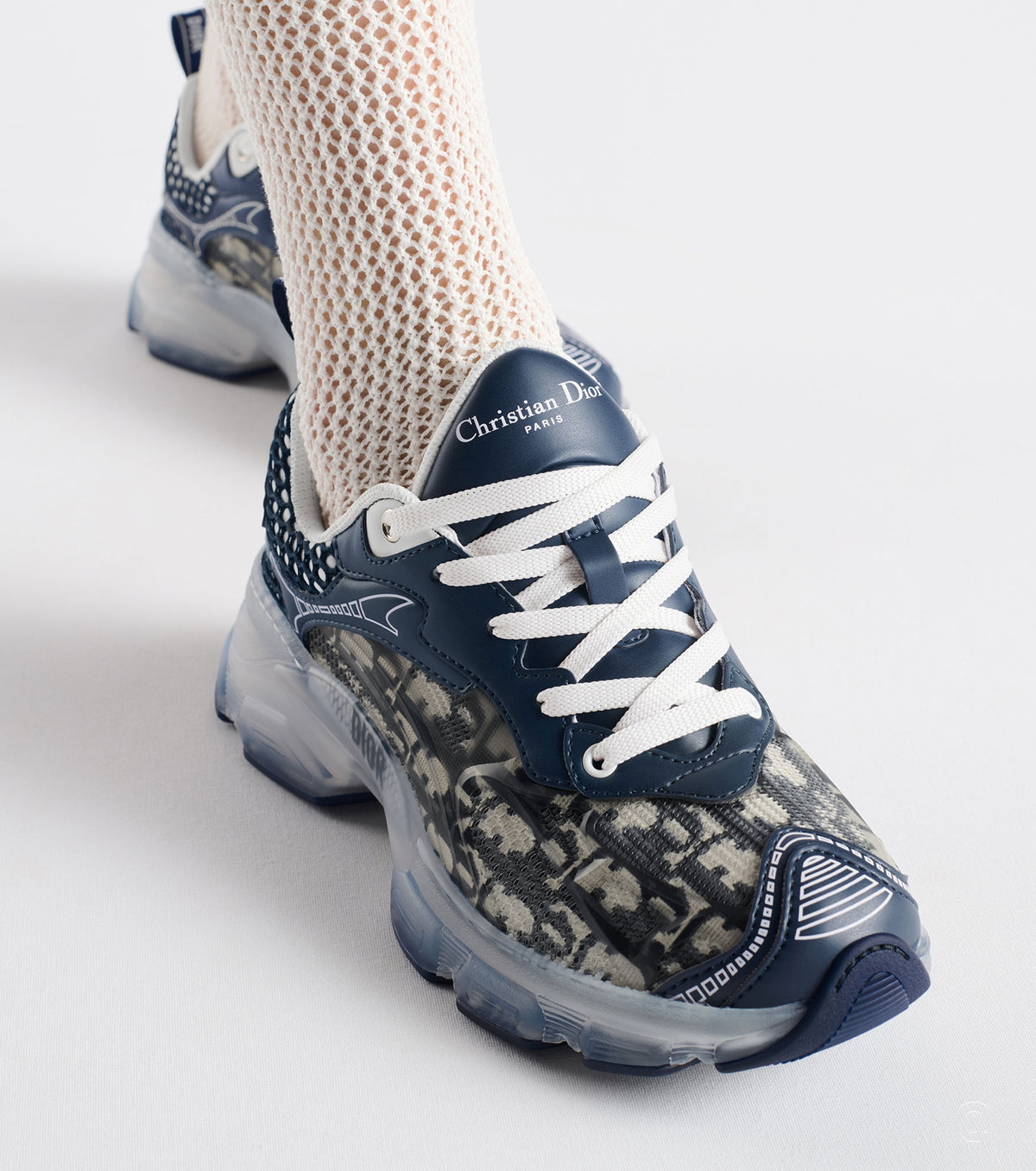 Vibe Sneaker