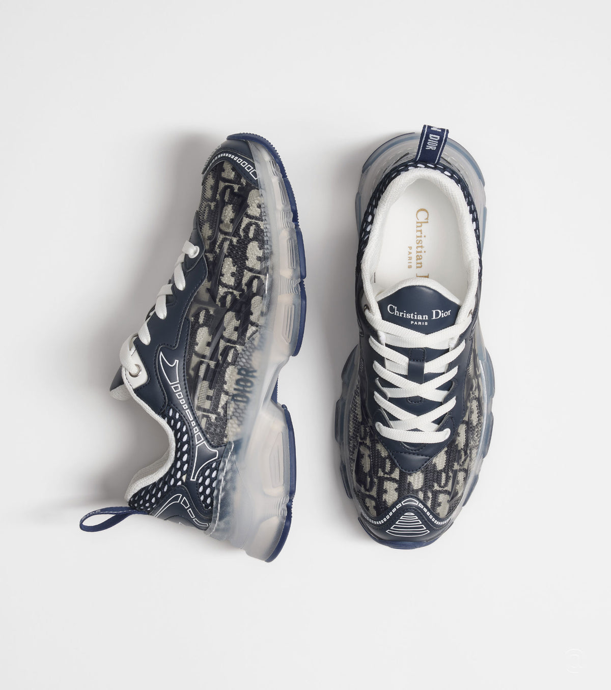 Vibe Sneaker