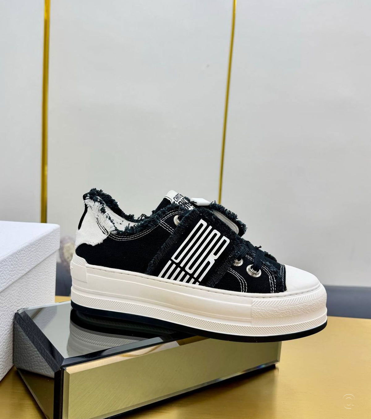 Walk&#39;n&#39;DR Platform Sneaker