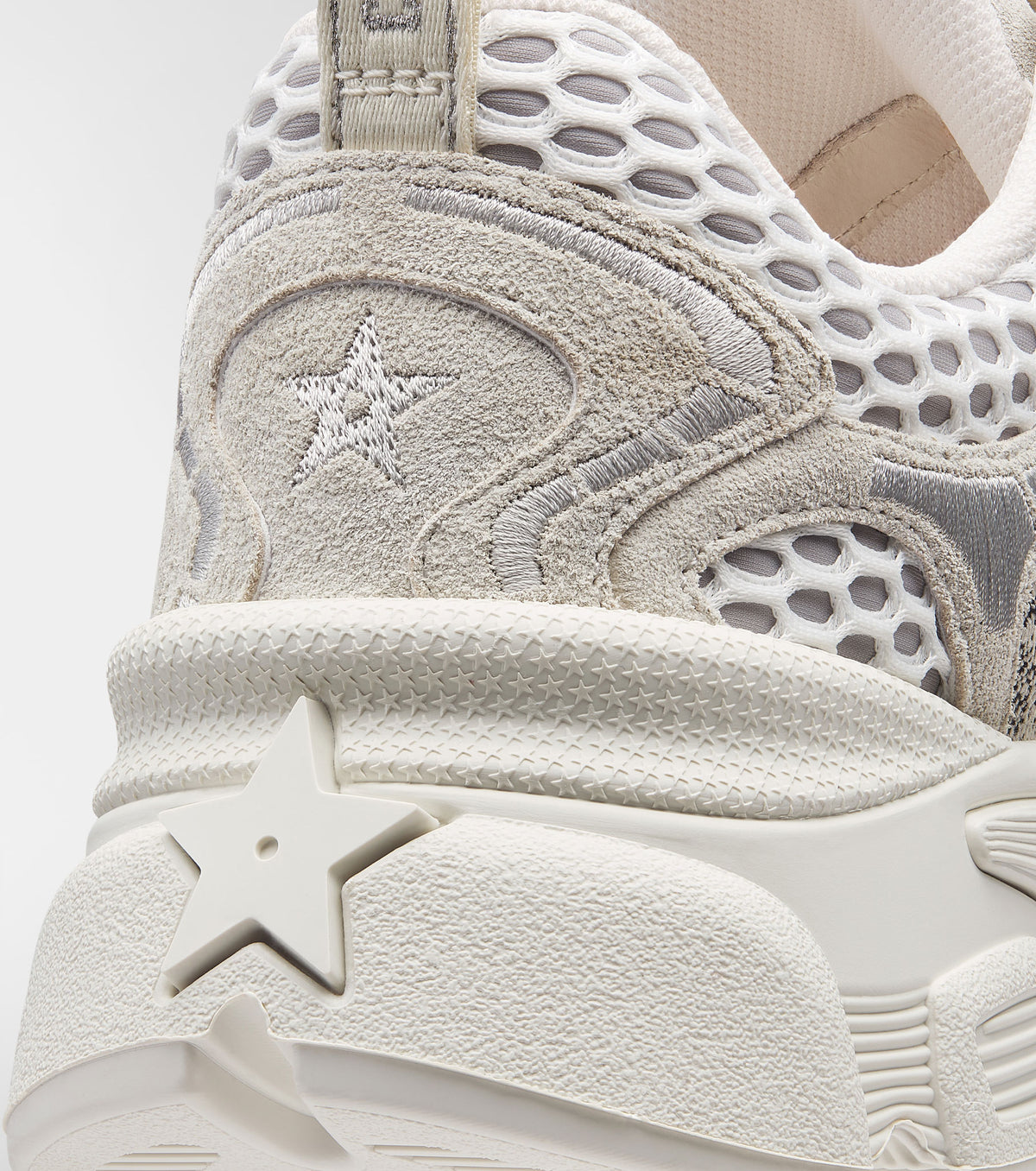 Vibe Sneaker