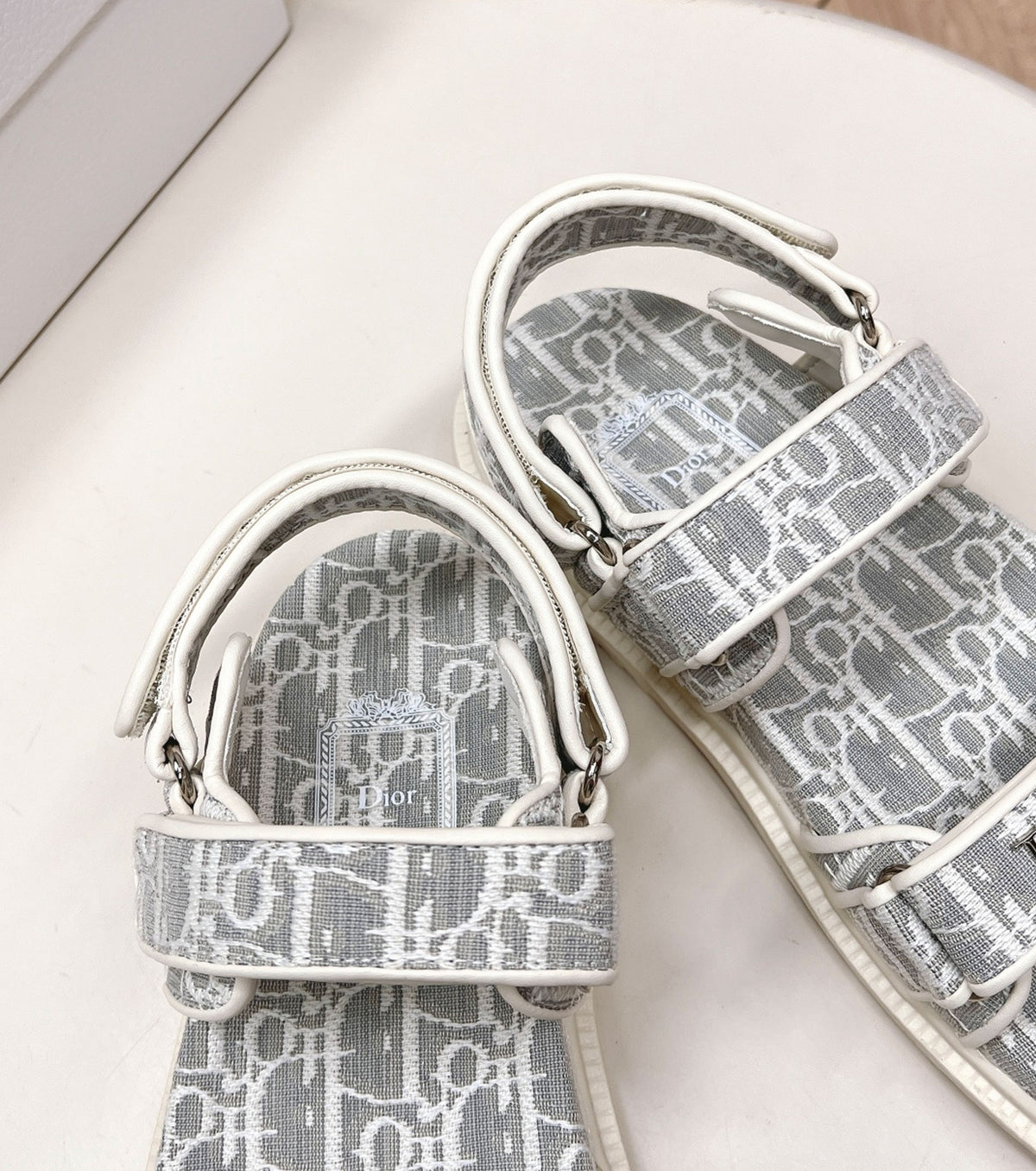 Oblique Jacquard Sandal