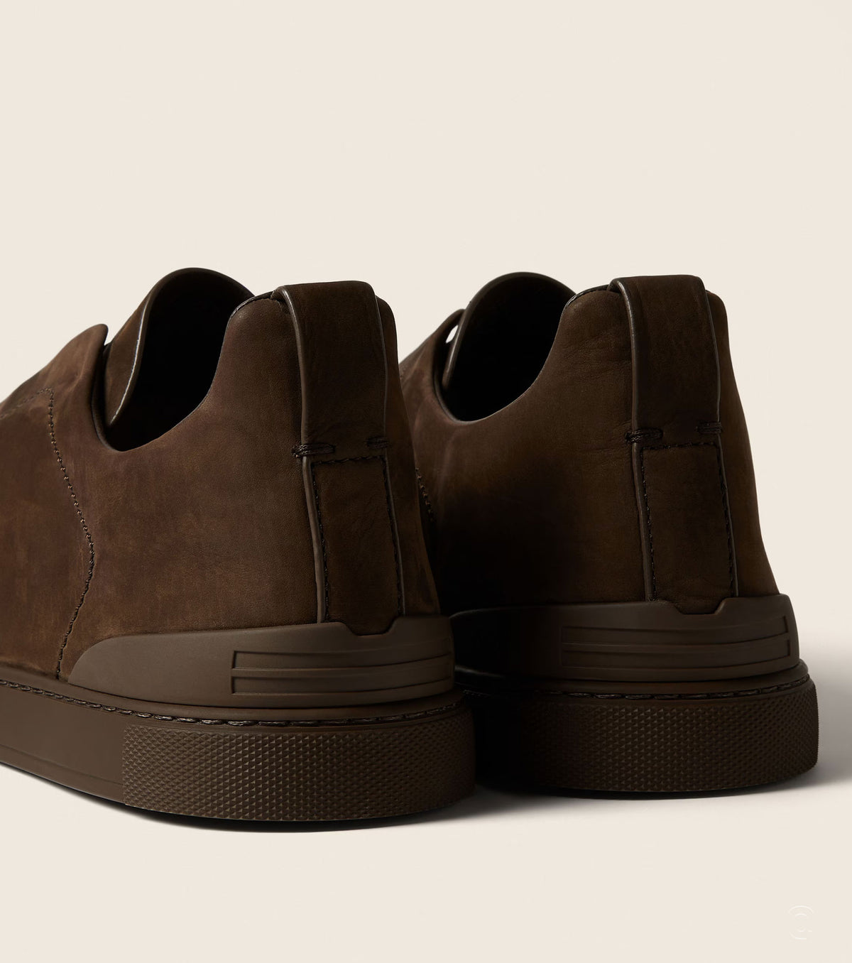 SECONDSKIN Sneakers