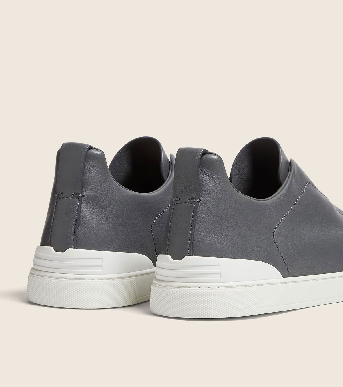 SECONDSKIN Sneakers
