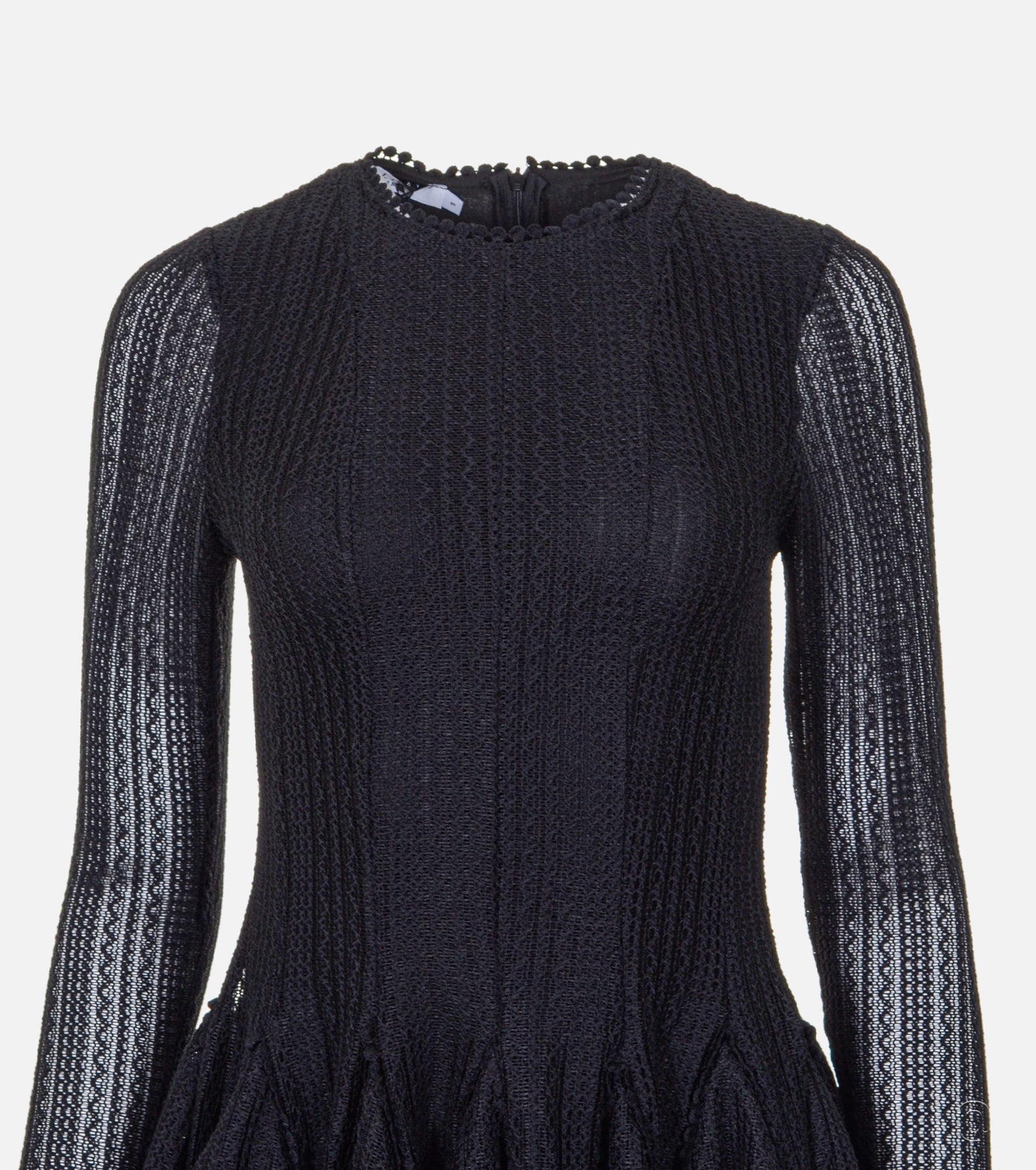 Рокля с релефна текстура