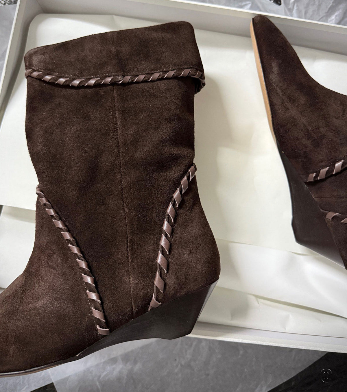 Edoa 45 suede ankle boots
